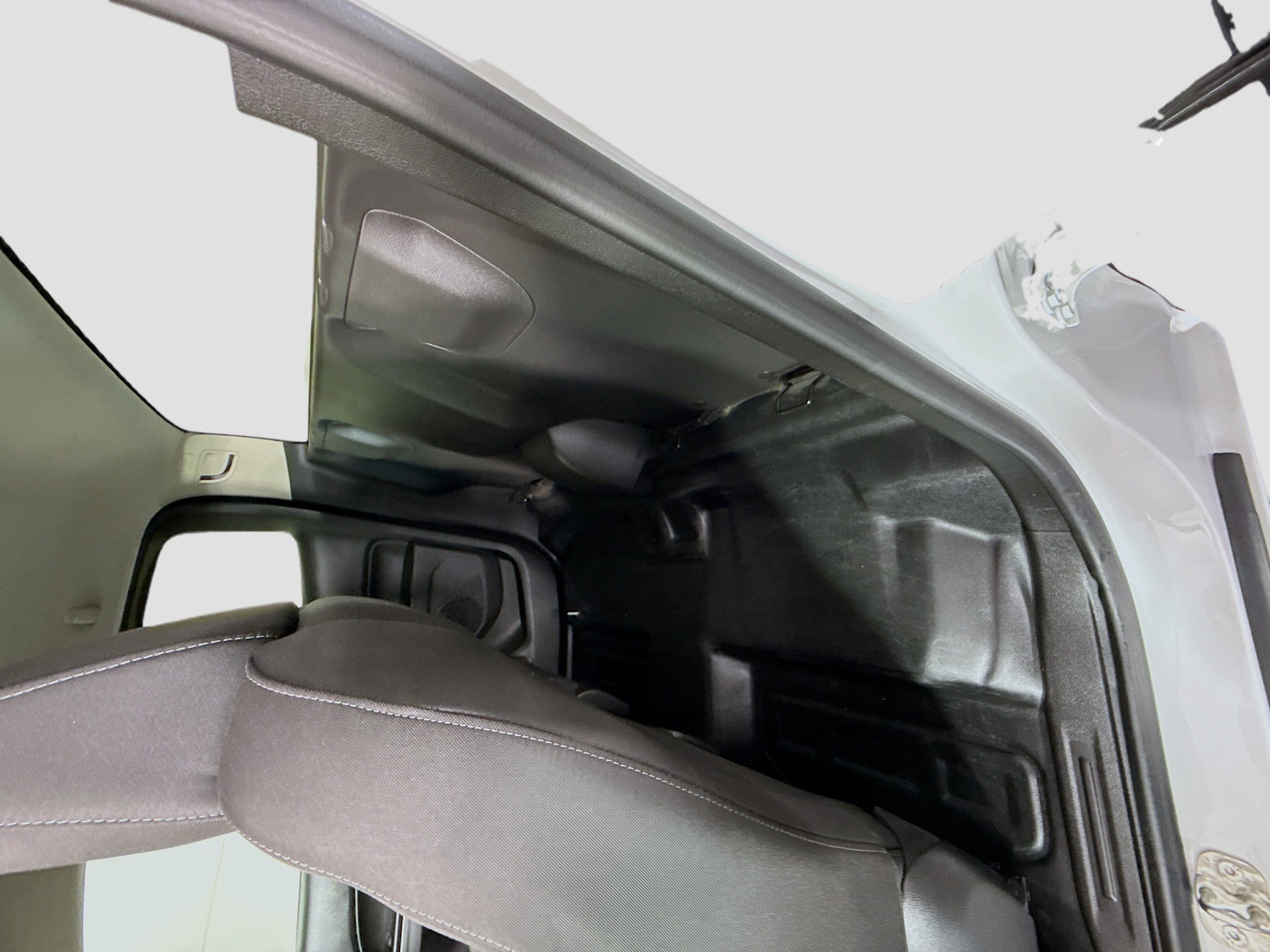 Used 2022 Chevrolet Colorado LT w/ Fleet Safety Package image 24