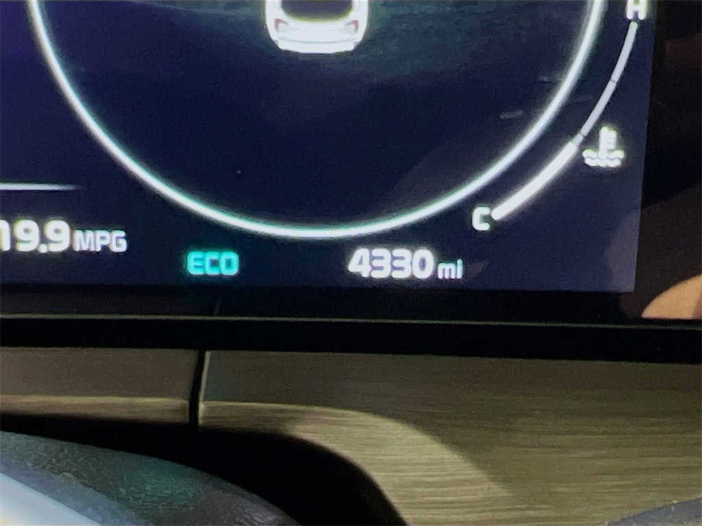 Certified 2025 Kia Telluride SX Prestige X-Line image 12