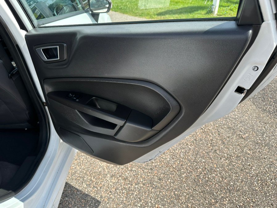 Used 2014 Ford Fiesta ST FWD image 17