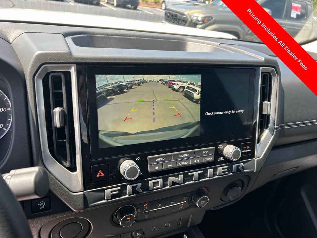 Used 2025 Nissan Frontier SV RWD image 13