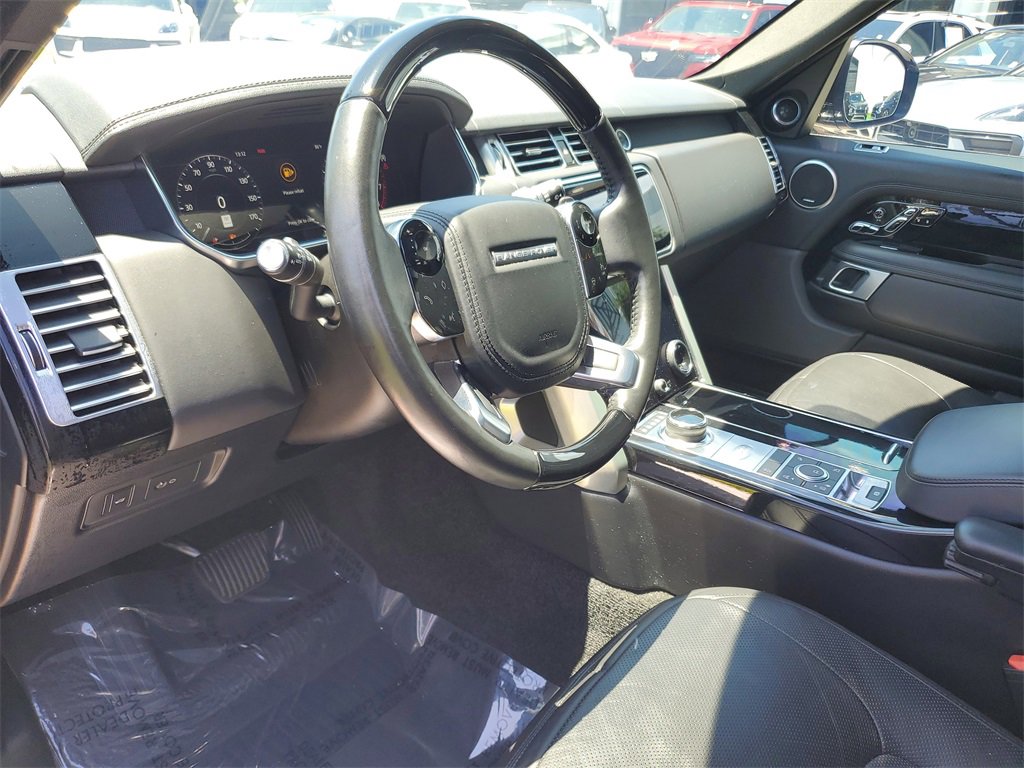 Used 2020 Land Rover Range Rover HSE image 23