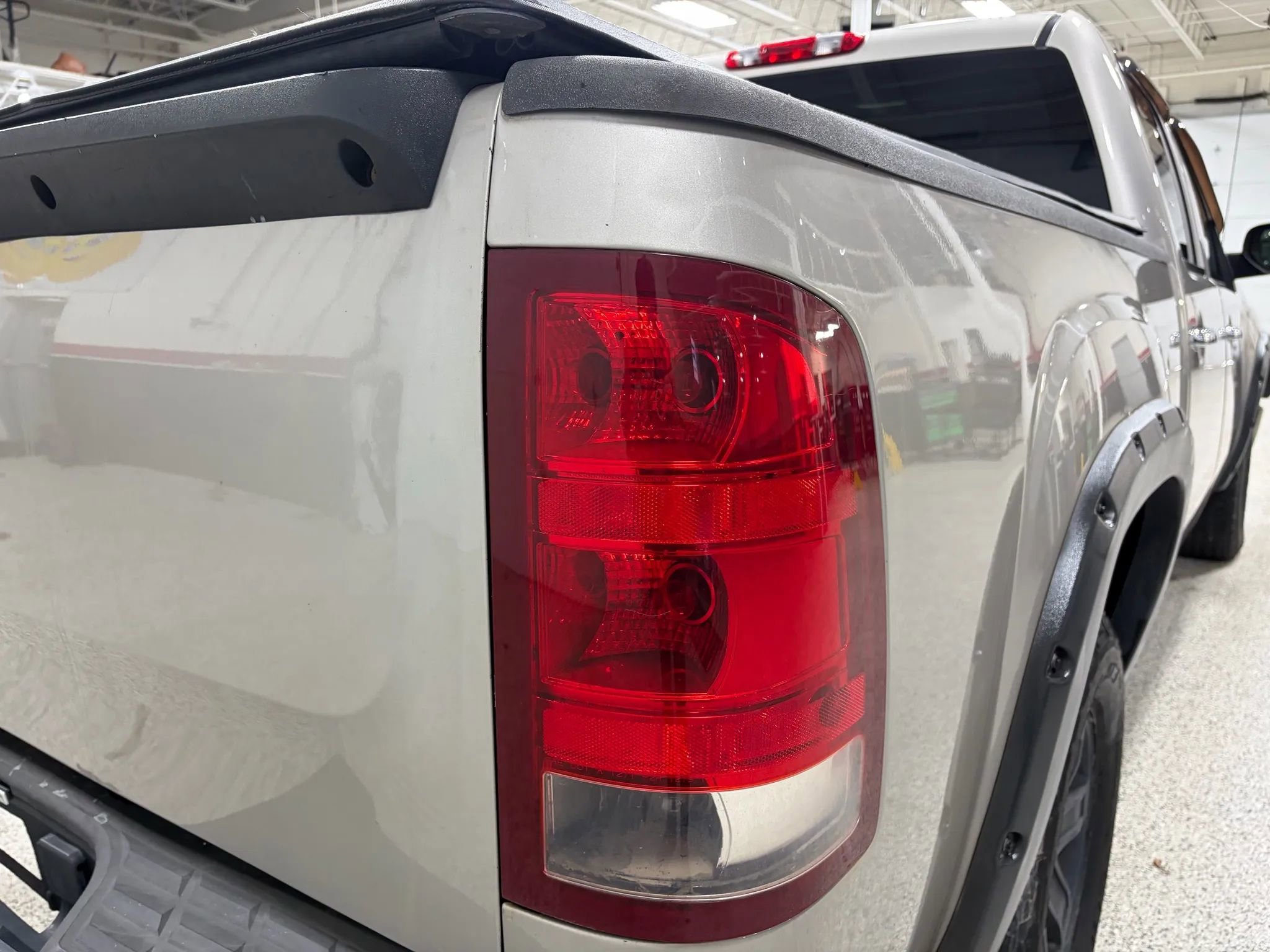 Used 2009 GMC Sierra 1500 SLE w/ Power Pack Plus image 7