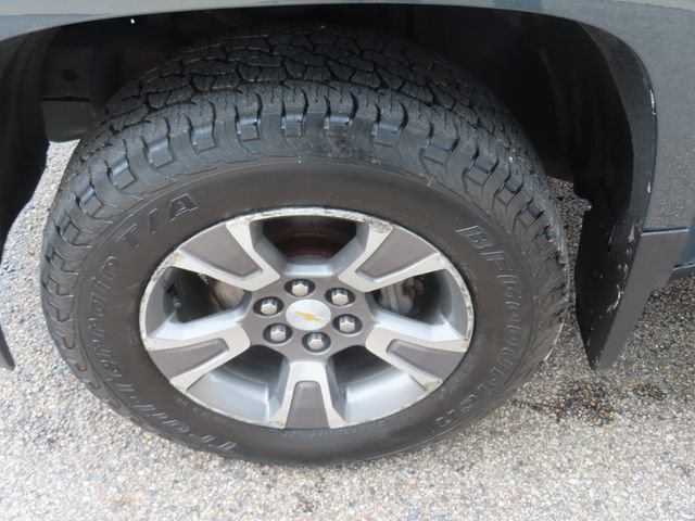 Used 2017 Chevrolet Colorado Z71 AWD/4WD image 16