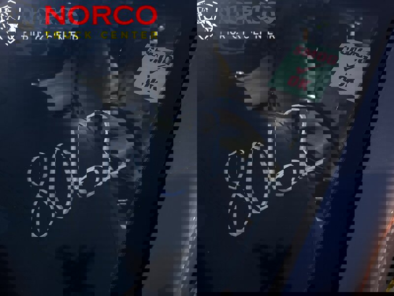 Used 2019 Cadillac Escalade ESV Luxury image 38