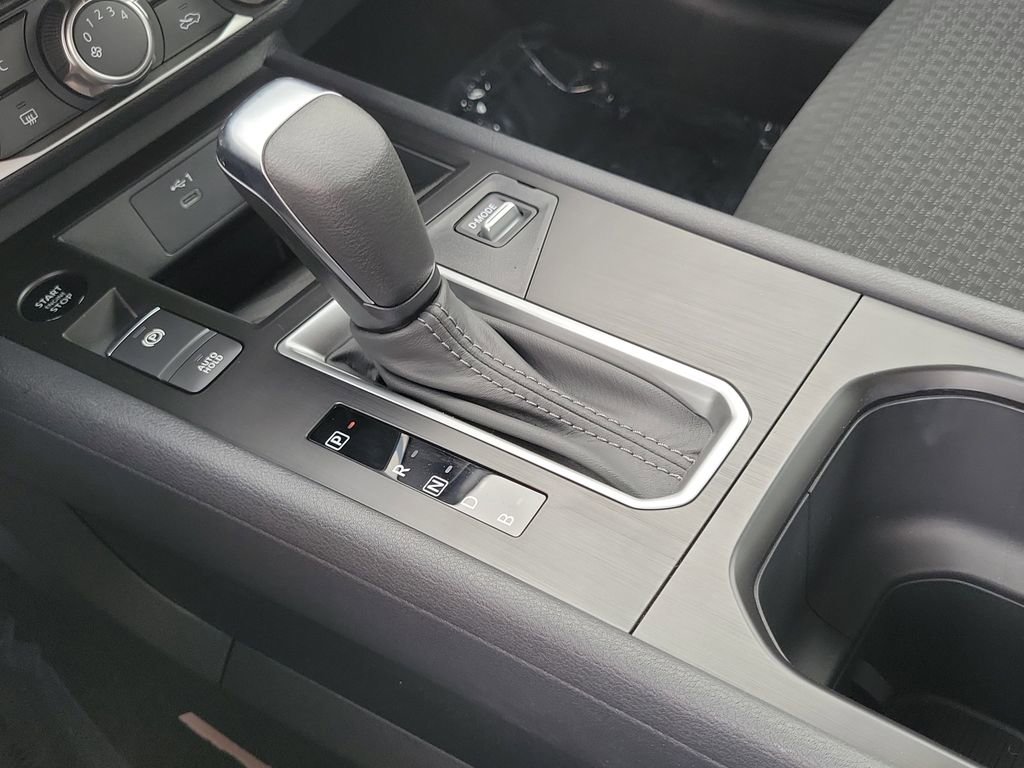 New 2026 Nissan Kicks S image 10