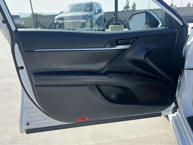 Used 2024 Toyota Camry SE FWD image 21