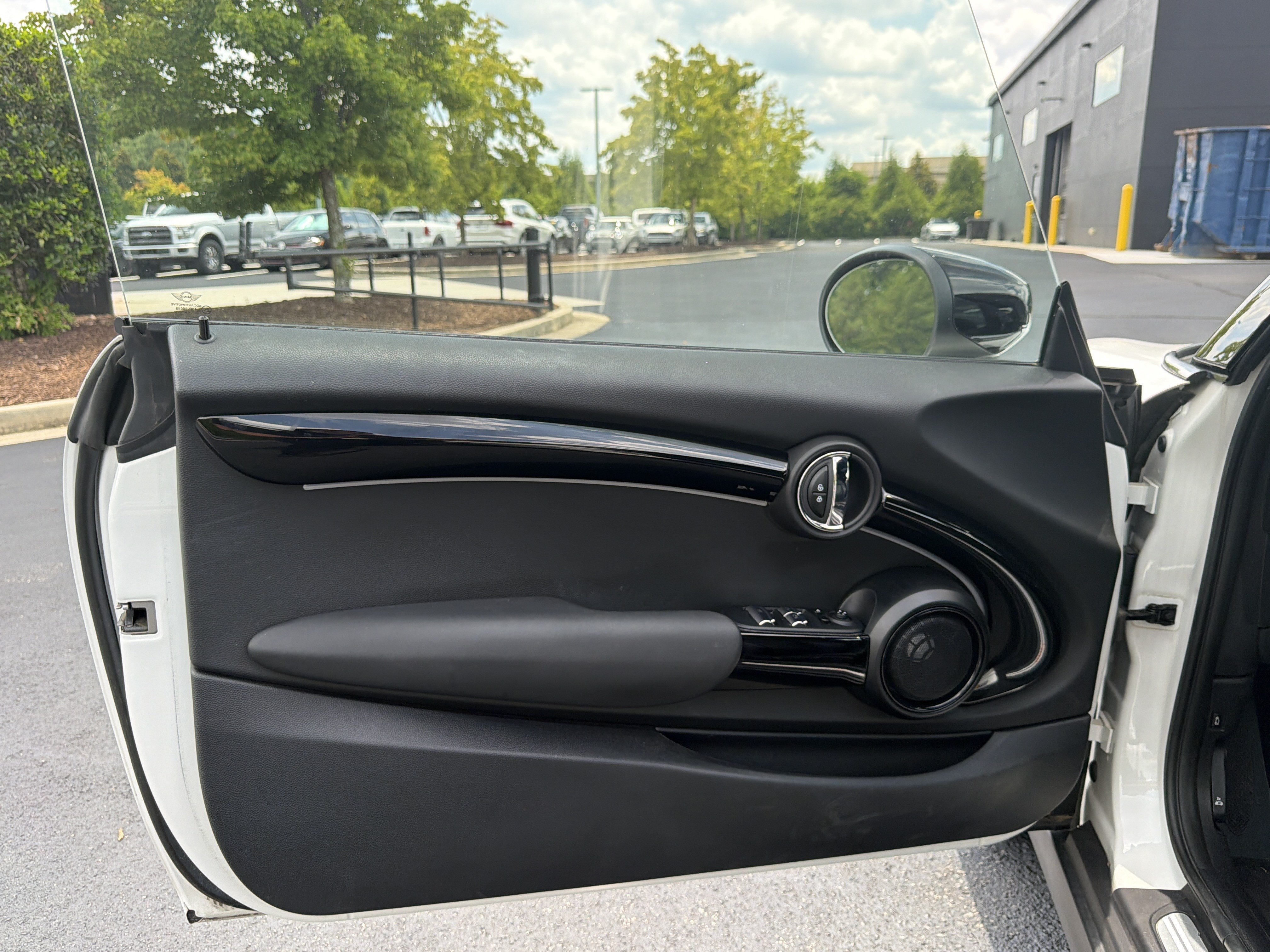 Used 2024 MINI Cooper S w/ Seaside Edition FWD image 15