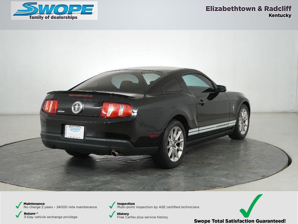 Used 2010 Ford Mustang Coupe image 3