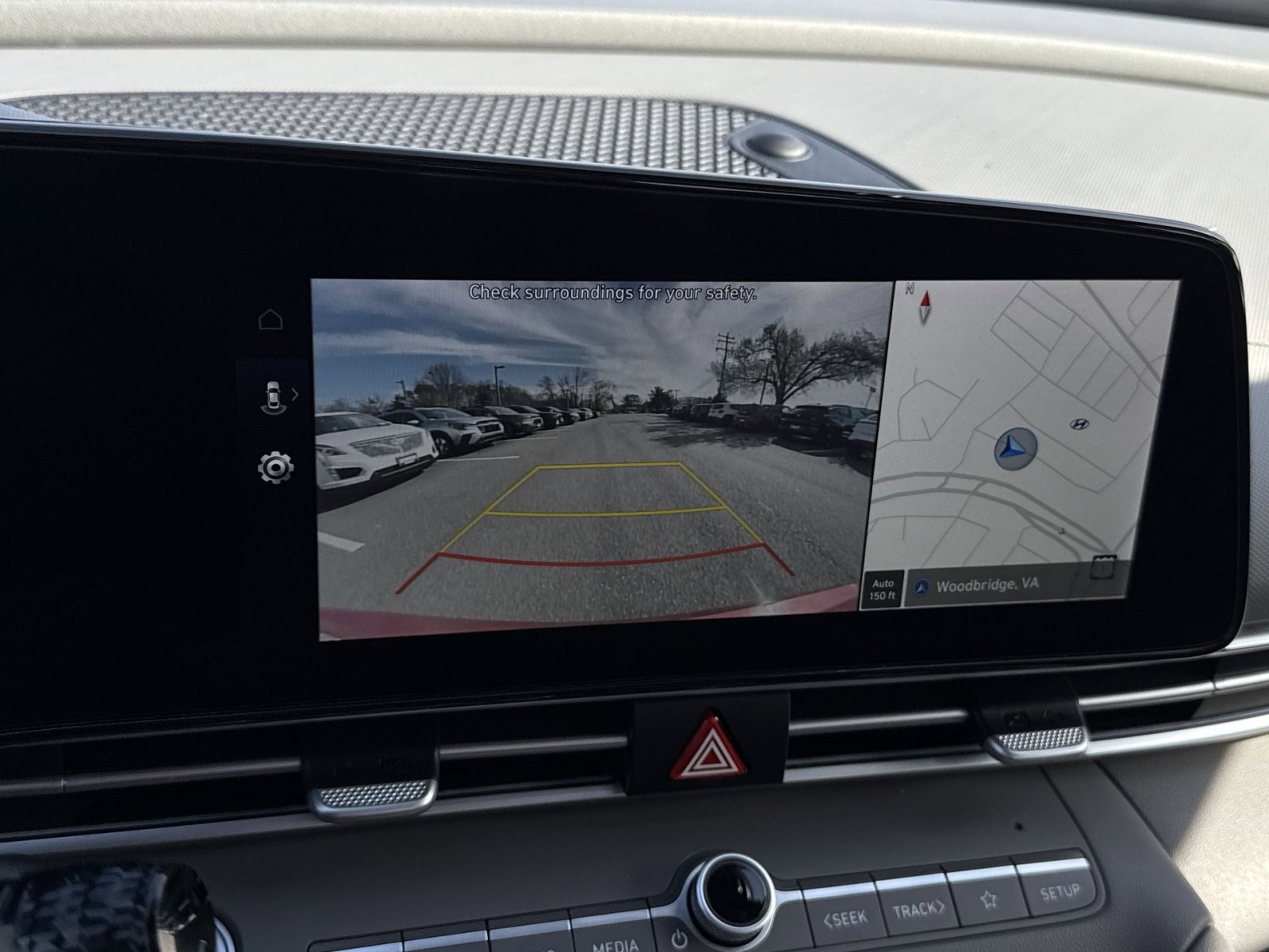 Certified 2025 Hyundai Elantra SEL image 19