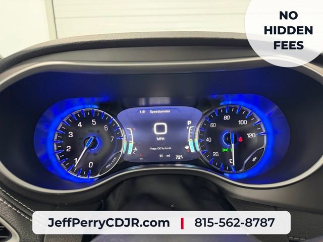 New 2027 Chrysler Pacifica Select AWD/4WD image 14