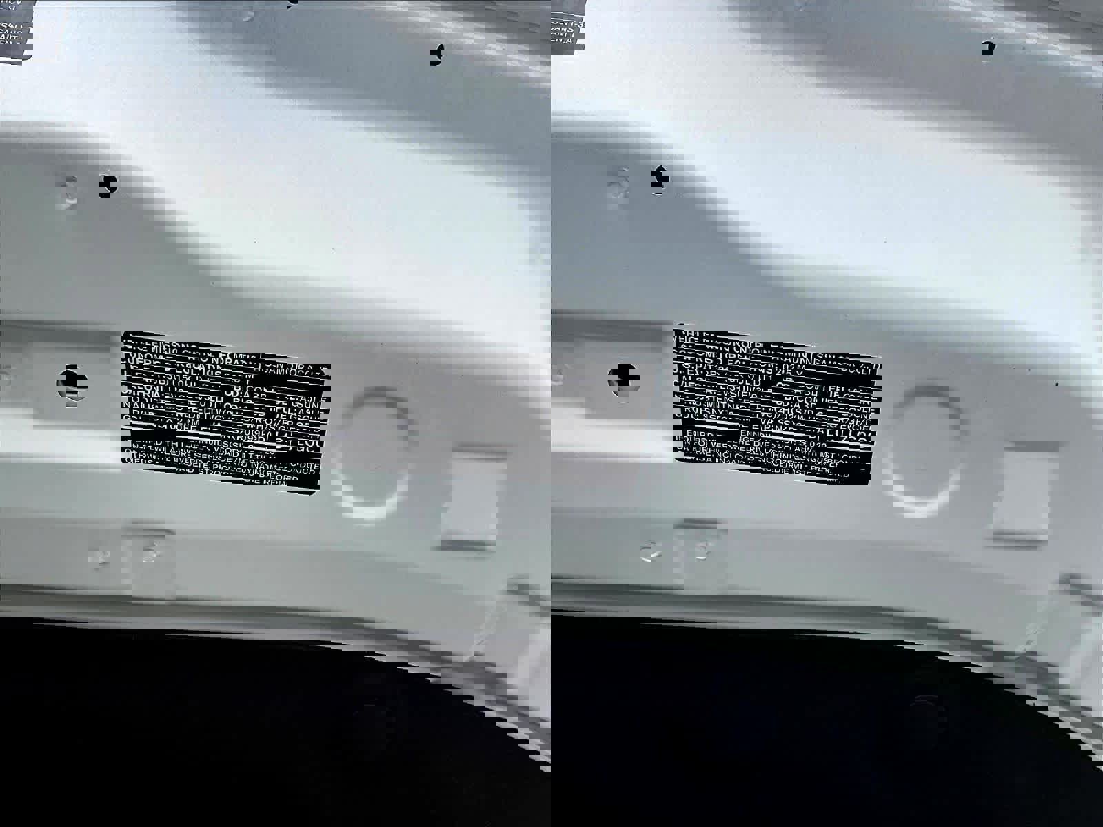 Used 2025 Nissan Kicks SR w/ SR Premium Package image 35