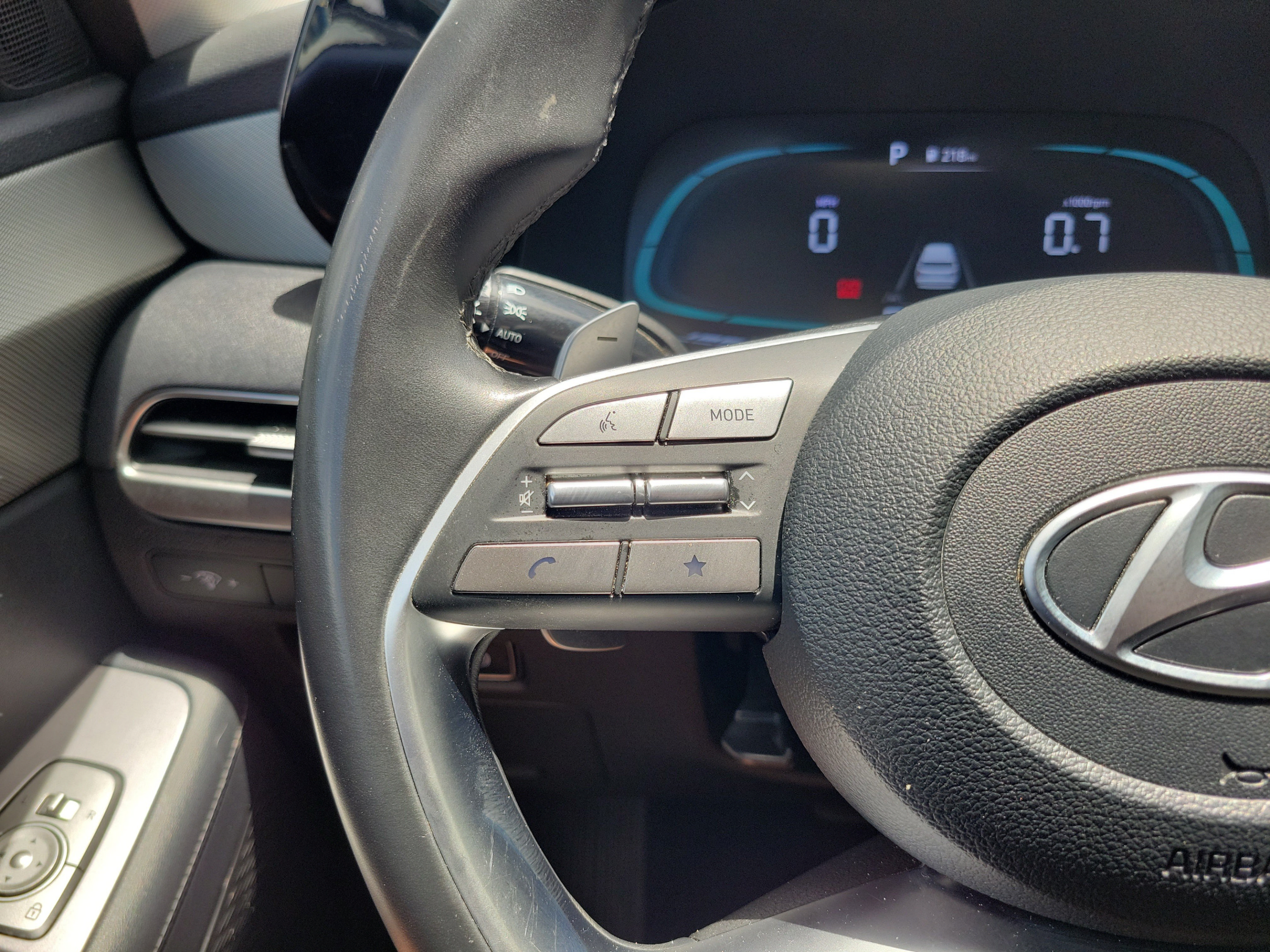 Used 2024 Hyundai Palisade SEL FWD image 21
