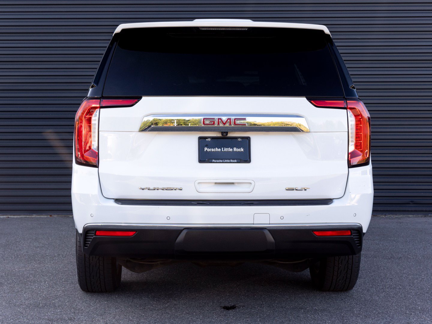 Used 2021 GMC Yukon SLT RWD image 11