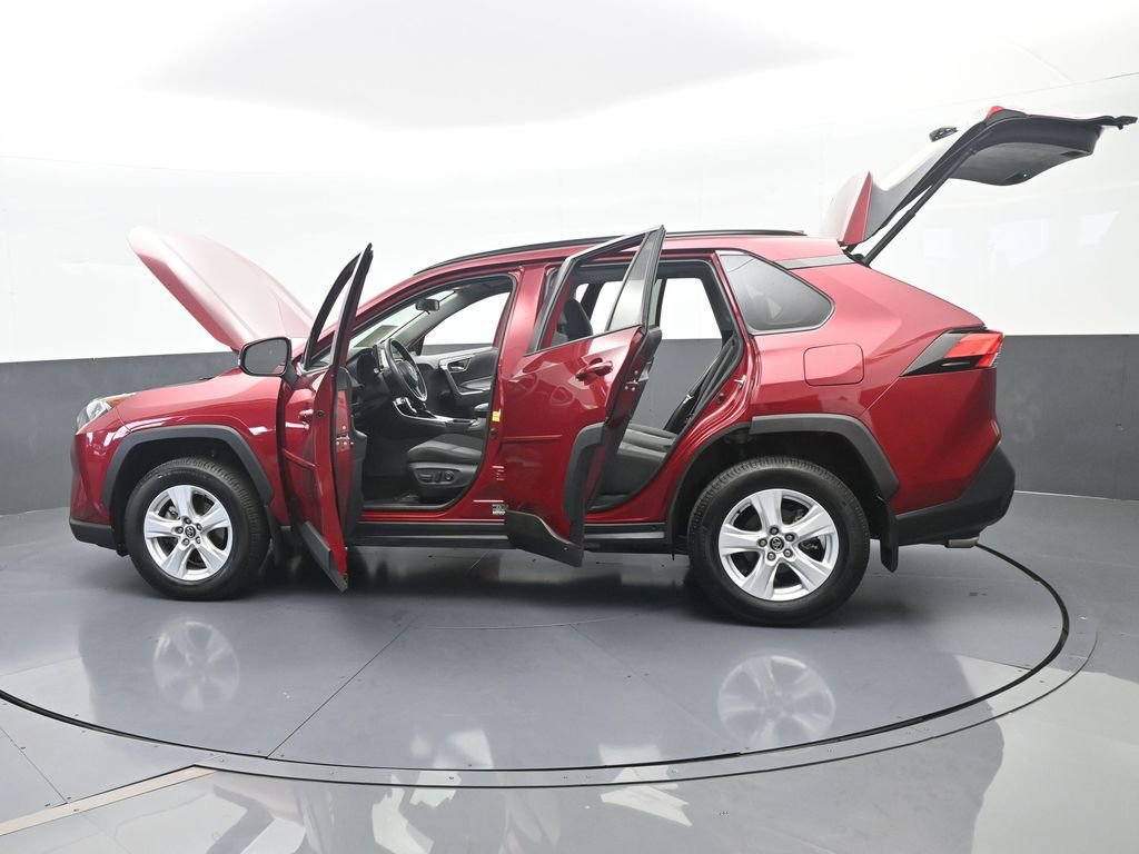 Used 2020 Toyota RAV4 XLE w/ Convenience Package image 69