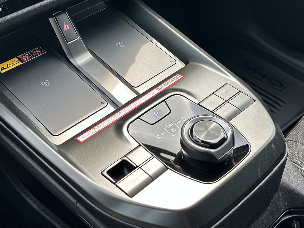 New 2026 Toyota C-HR AWD/4WD image 30