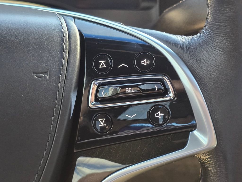 Used 2017 Cadillac Escalade Platinum image 38