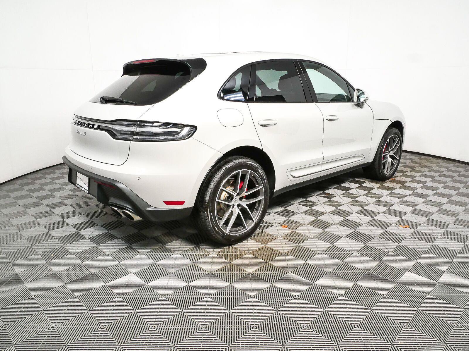 New 2026 Porsche Macan S AWD/4WD image 29