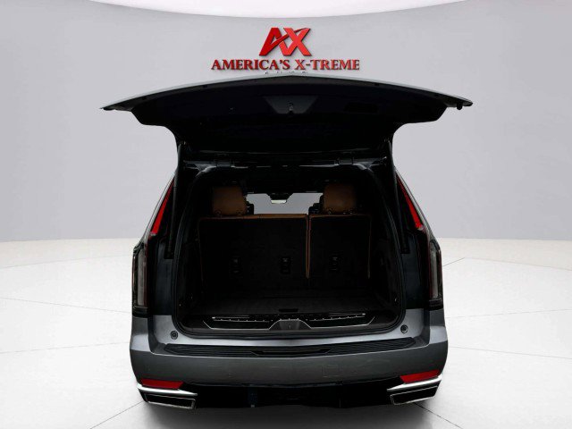 Used 2021 Cadillac Escalade Premium Luxury image 57