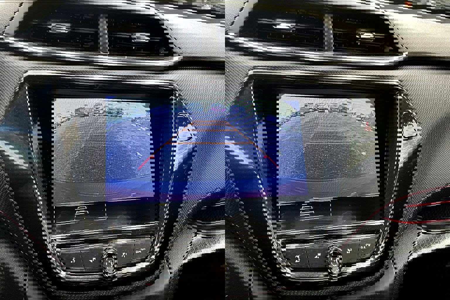 Used 2023 Chevrolet TrailBlazer RS w/ Convenience Package image 9