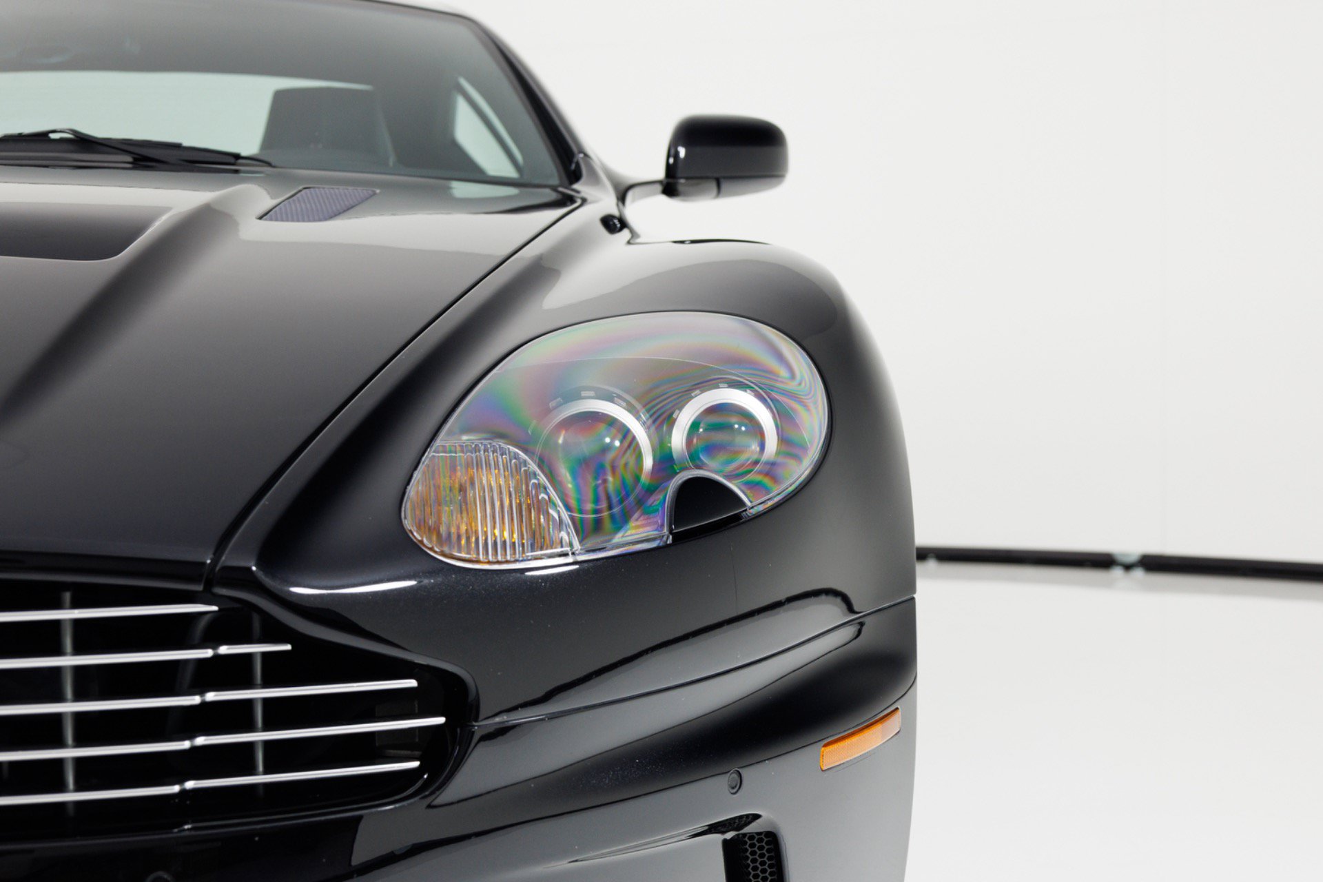 Used 2009 Aston Martin DBS Coupe RWD image 53