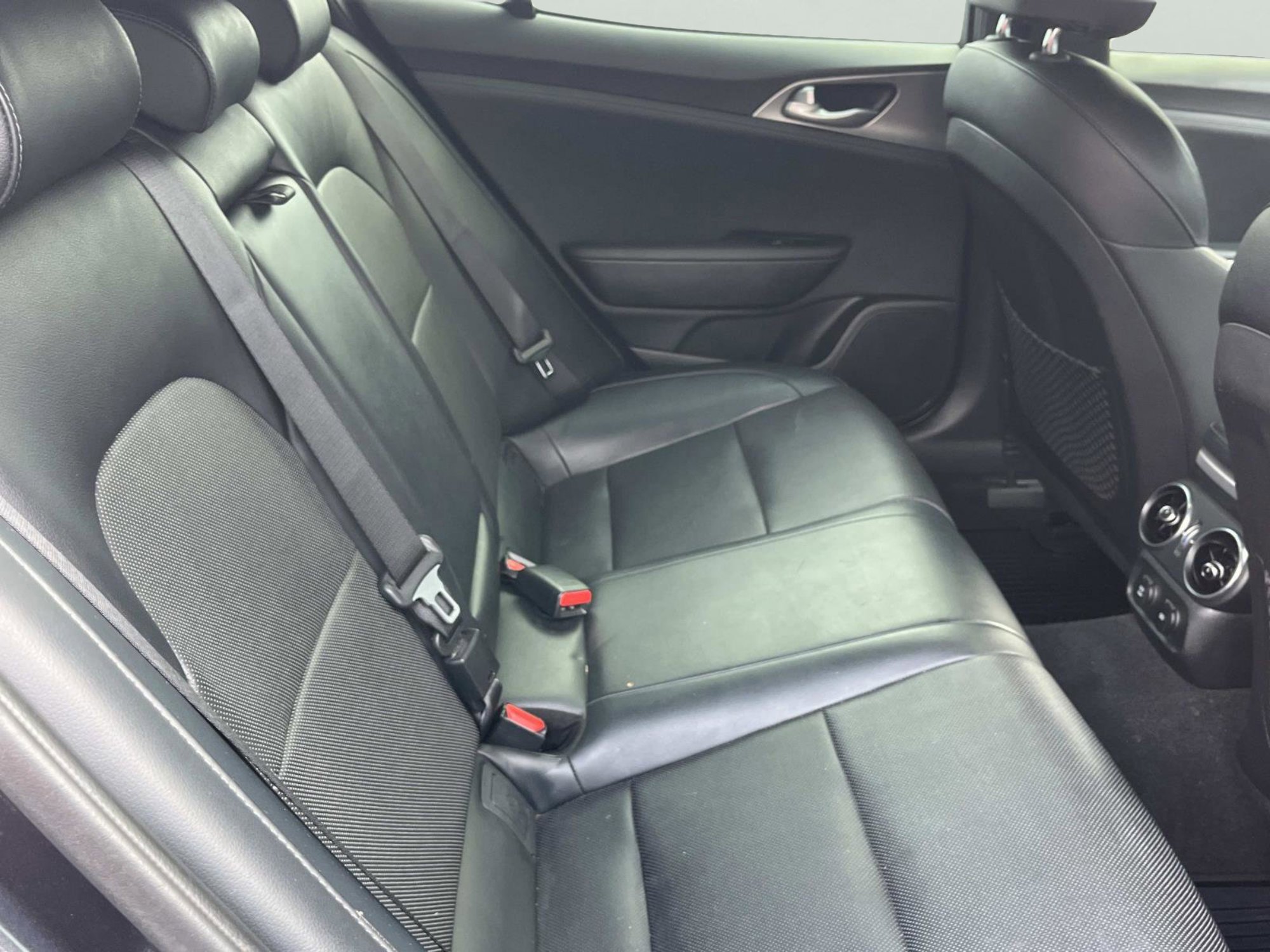 Used 2019 Kia Stinger GT image 15