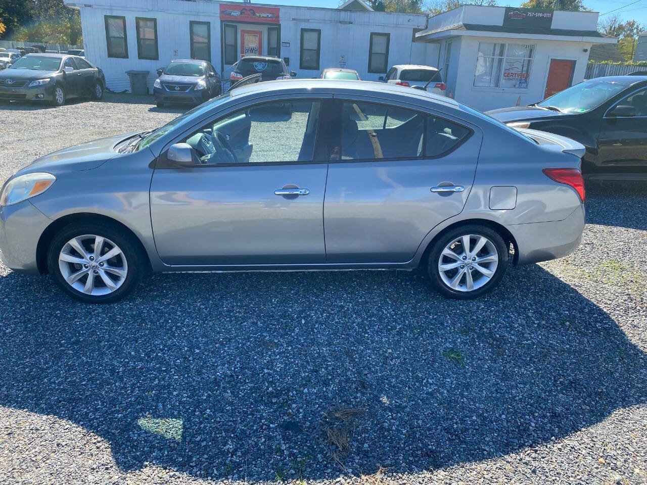 Used 2014 Nissan Versa SL
