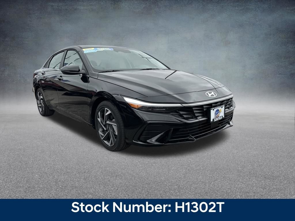 New 2025 Hyundai Elantra Limited image 7