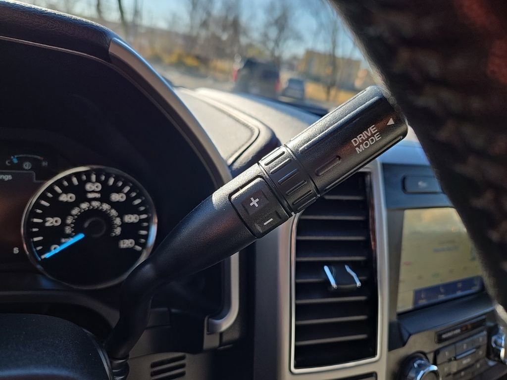 Used 2020 Ford F150 Lariat image 21