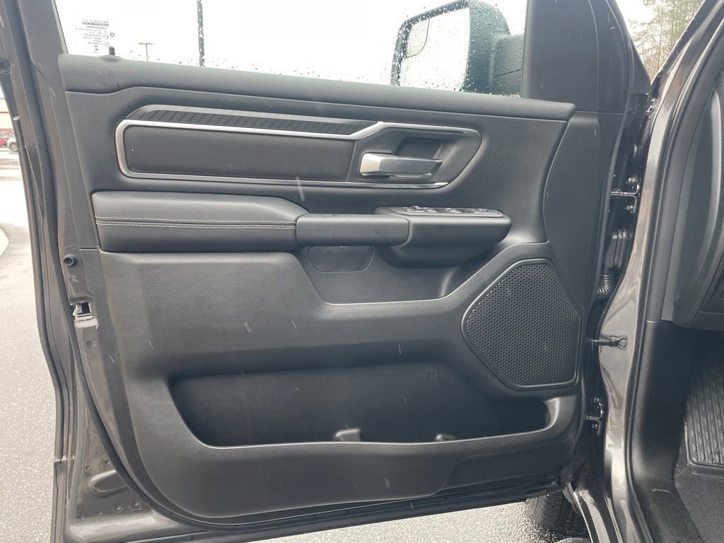 New 2026 RAM 1500 4x4 Crew Cab image 10