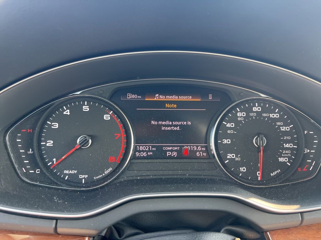 Used 2023 Audi Q5 2.0T Premium w/ Convenience Package image 11