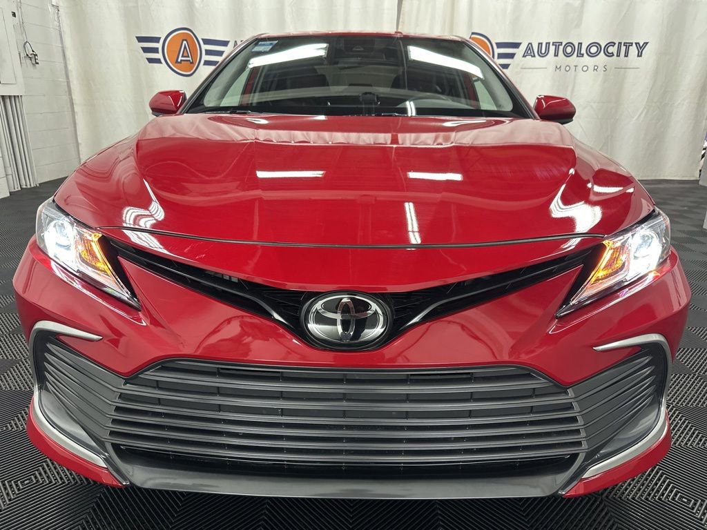 Used 2023 Toyota Camry LE AWD/4WD image 3