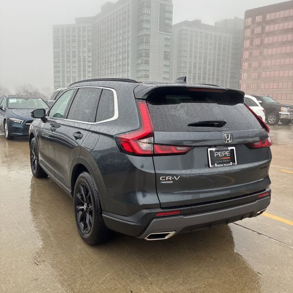 Used 2025 Honda CR-V Sport image 9