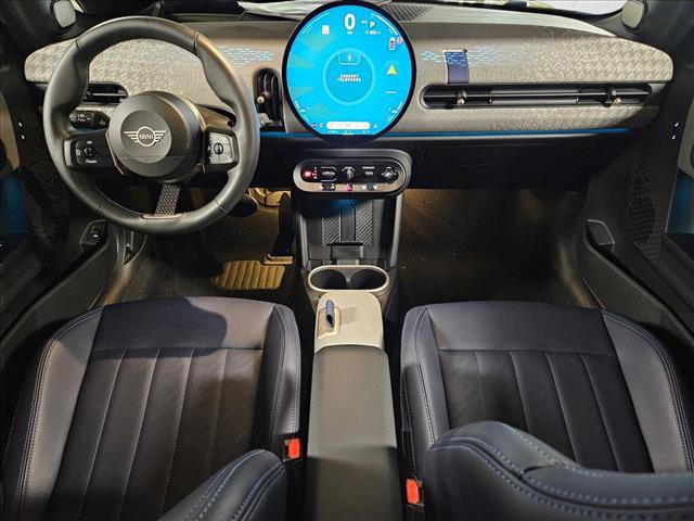 Certified 2025 MINI Cooper S image 18