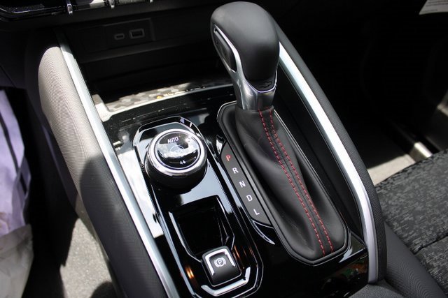 New 2025 Chevrolet Colorado Z71 w/ Technology Package image 11