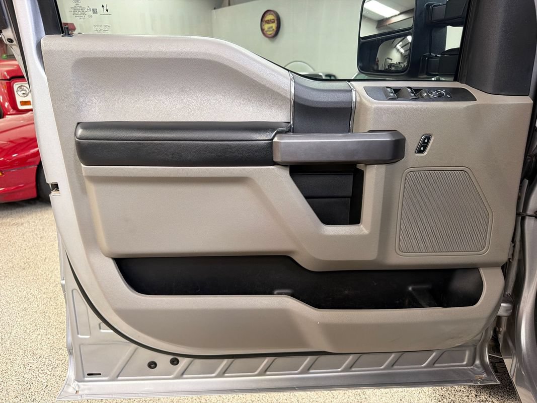 Used 2022 Ford F350 XLT AWD/4WD image 27