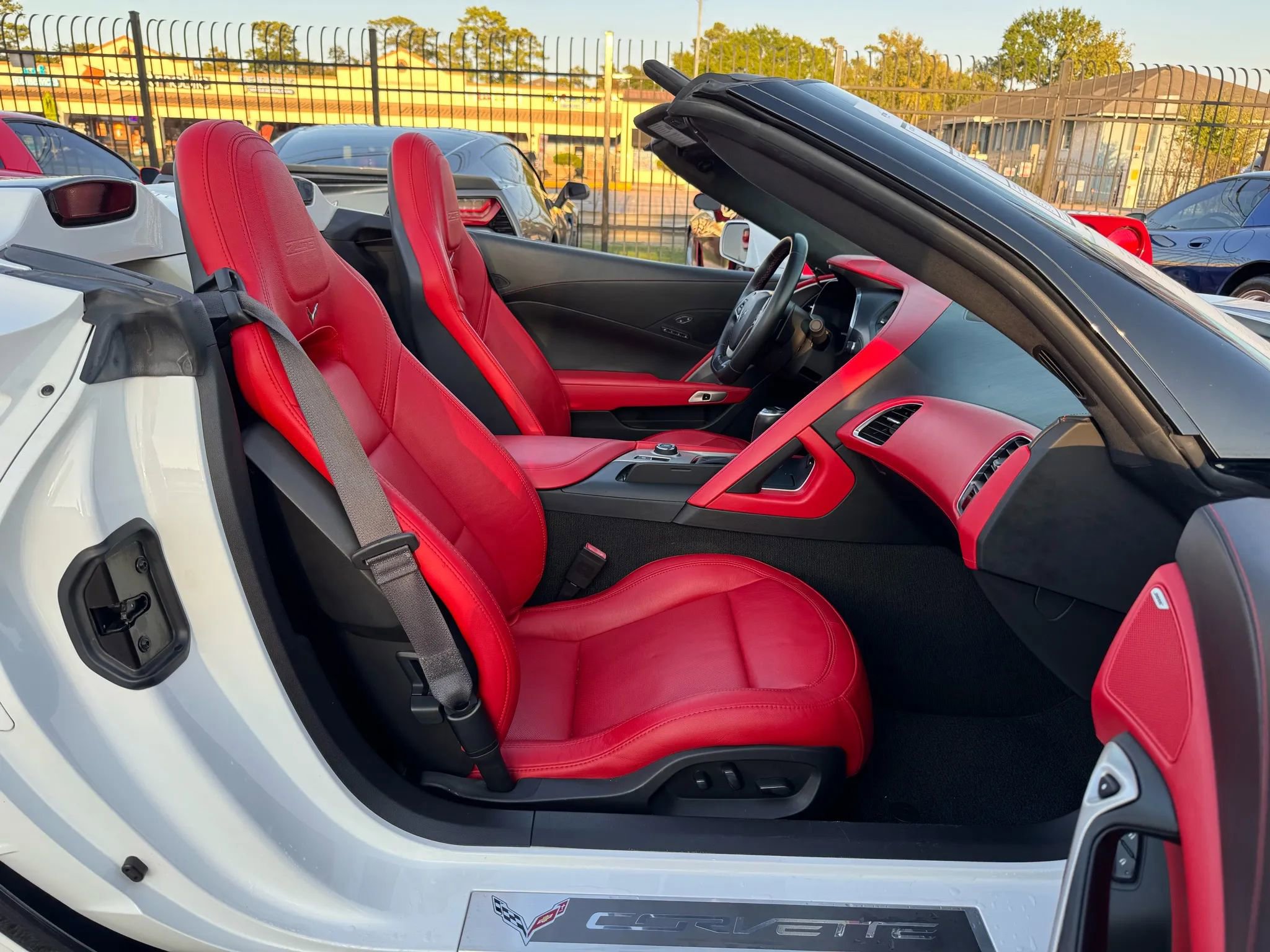 Used 2016 Chevrolet Corvette Z06 w/ 3LZ Preferred Equipment Group image 24