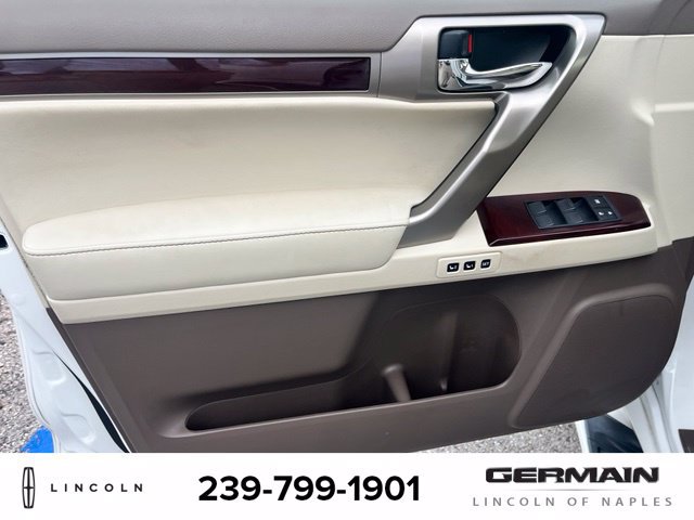 Used 2018 Lexus GX 460 Luxury w/ Preferred Accessory Package AWD/4WD image 9