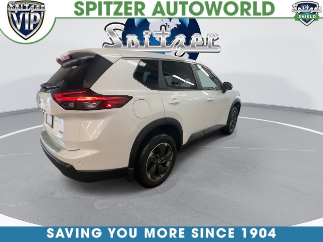 Used 2026 Nissan Rogue SV AWD/4WD image 11