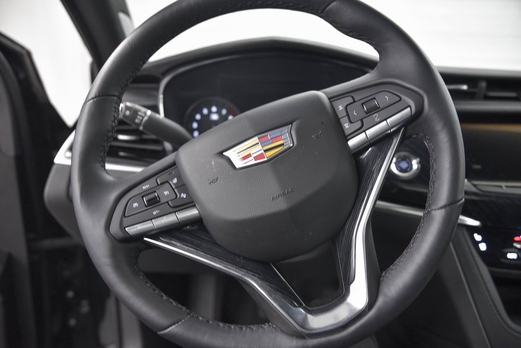 Used 2024 Cadillac XT6 Premium Luxury w/ Technology Package image 17