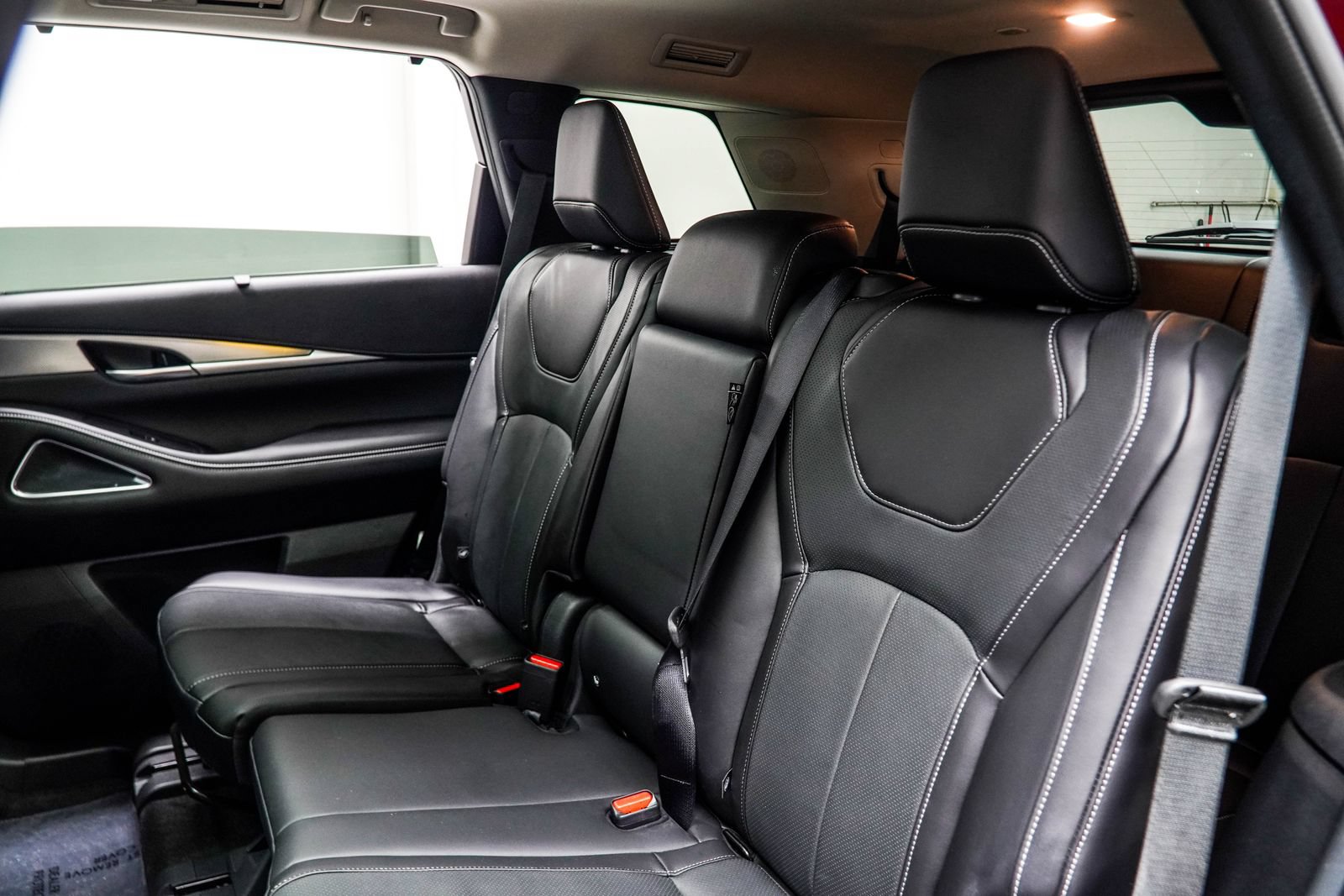 Used 2025 INFINITI QX60 Luxe w/ Vision Package AWD/4WD image 38