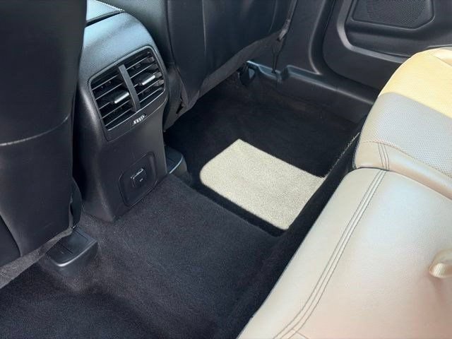 Used 2020 Ford Escape SEL AWD/4WD image 32