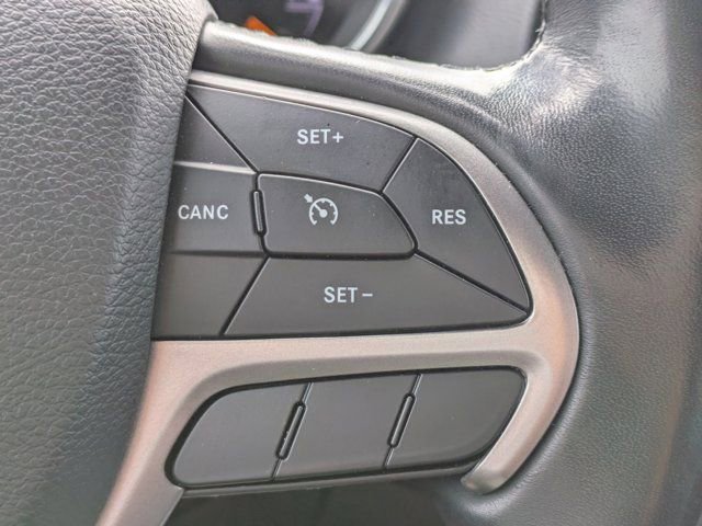 Used 2020 Jeep Grand Cherokee Limited image 23