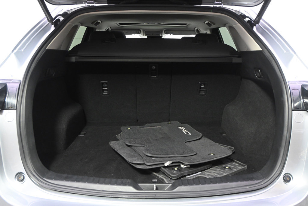 Used 2018 MAZDA CX-5 Touring w/ Preferred Equipment Package AWD/4WD image 19