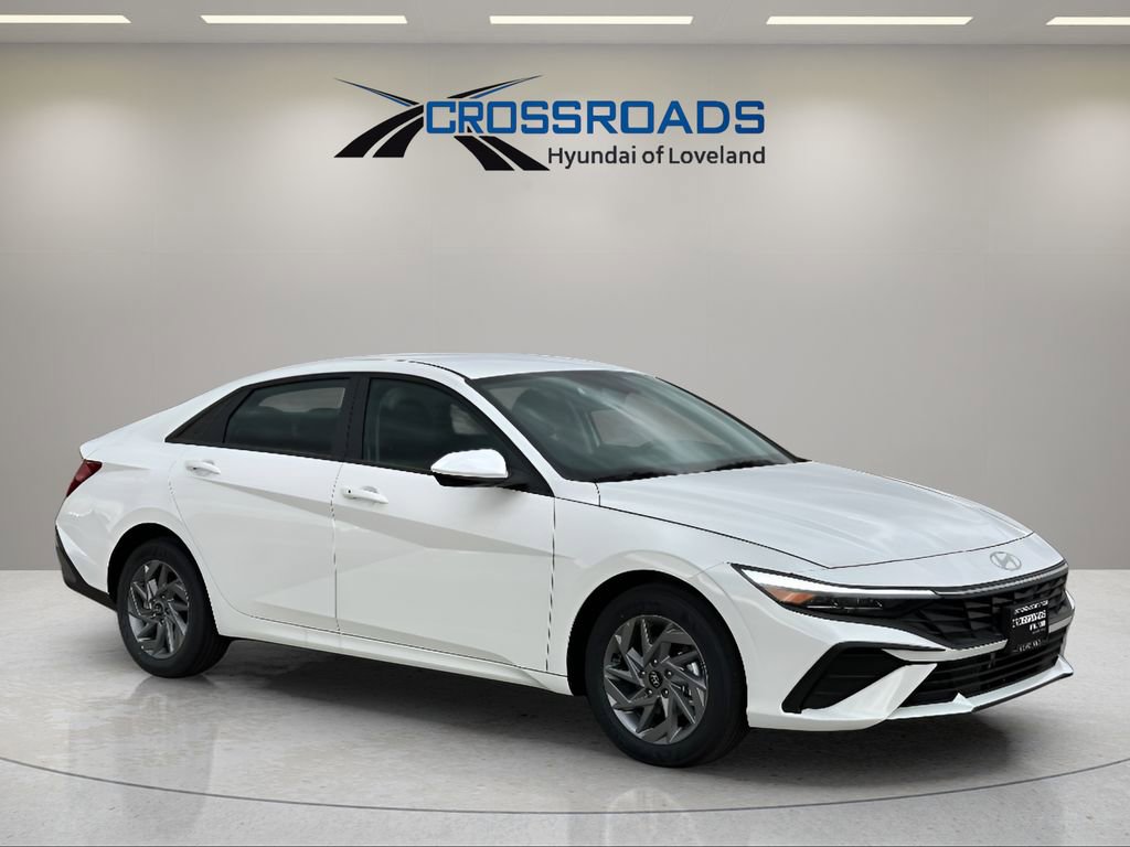 New 2025 Hyundai Elantra Blue image 3