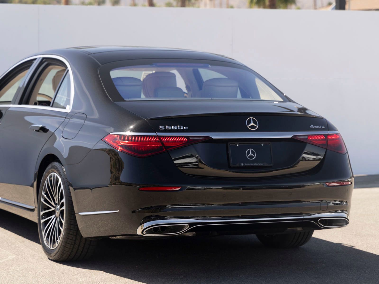 New 2026 Mercedes-Benz S 580e 4MATIC Sedan image 8