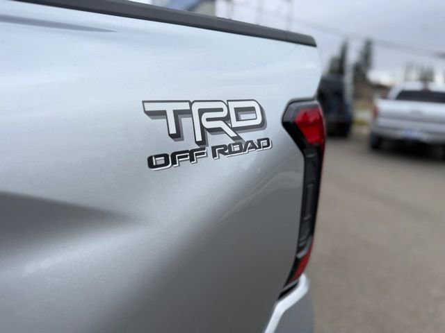 Used 2024 Toyota Tacoma TRD Off-Road w/ TRD Off Road Premium Package AWD/4WD image 9