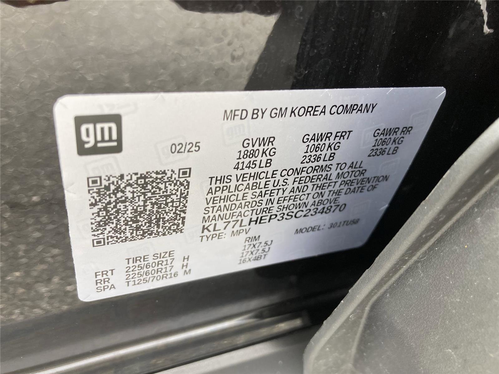 Used 2025 Chevrolet Trax LT w/ LT Convenience Package image 31