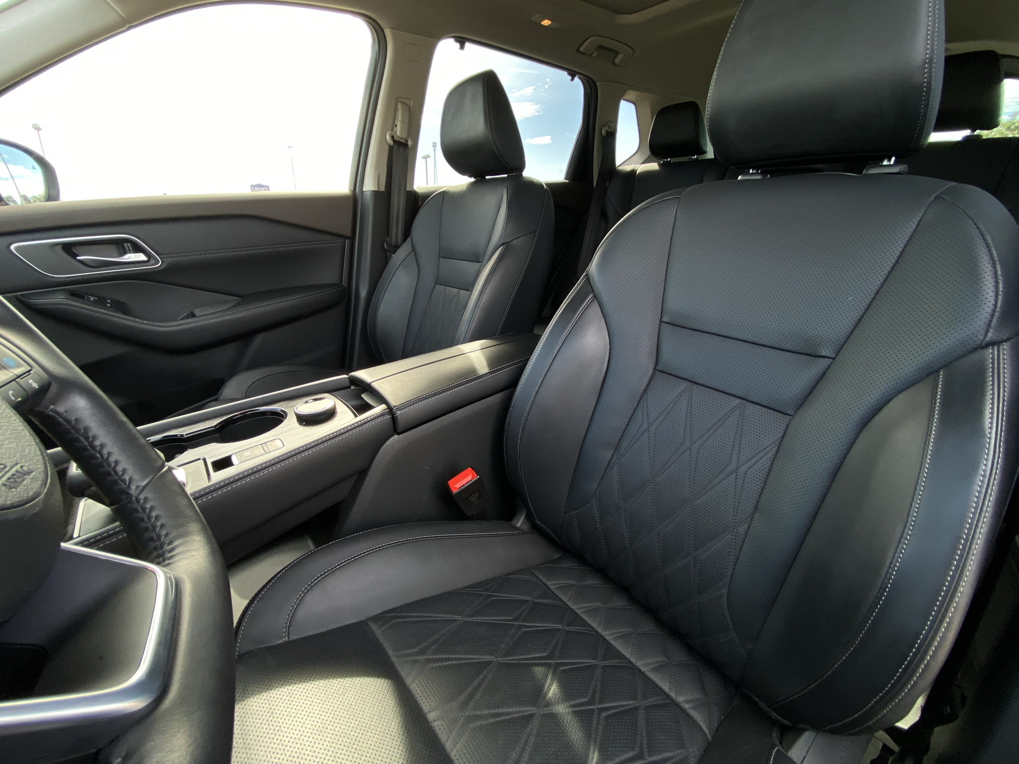 Used 2023 Nissan Rogue Platinum w/ Platinum Premium Package AWD/4WD image 11