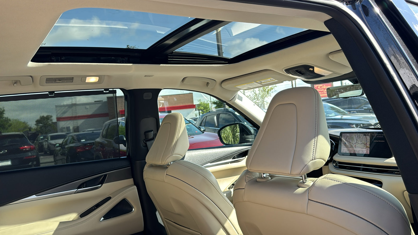 Used 2025 INFINITI QX60 Luxe w/ Vision Package image 23