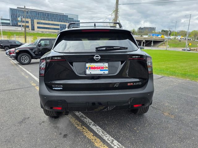 New 2026 Nissan Kicks SR w/ Cold Weather Package AWD/4WD image 27